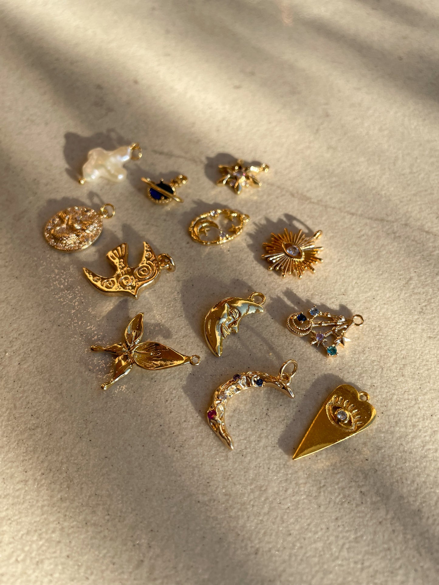 Pendants 01