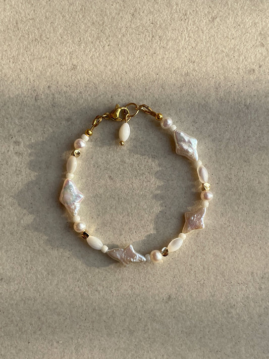 Elis bracelet