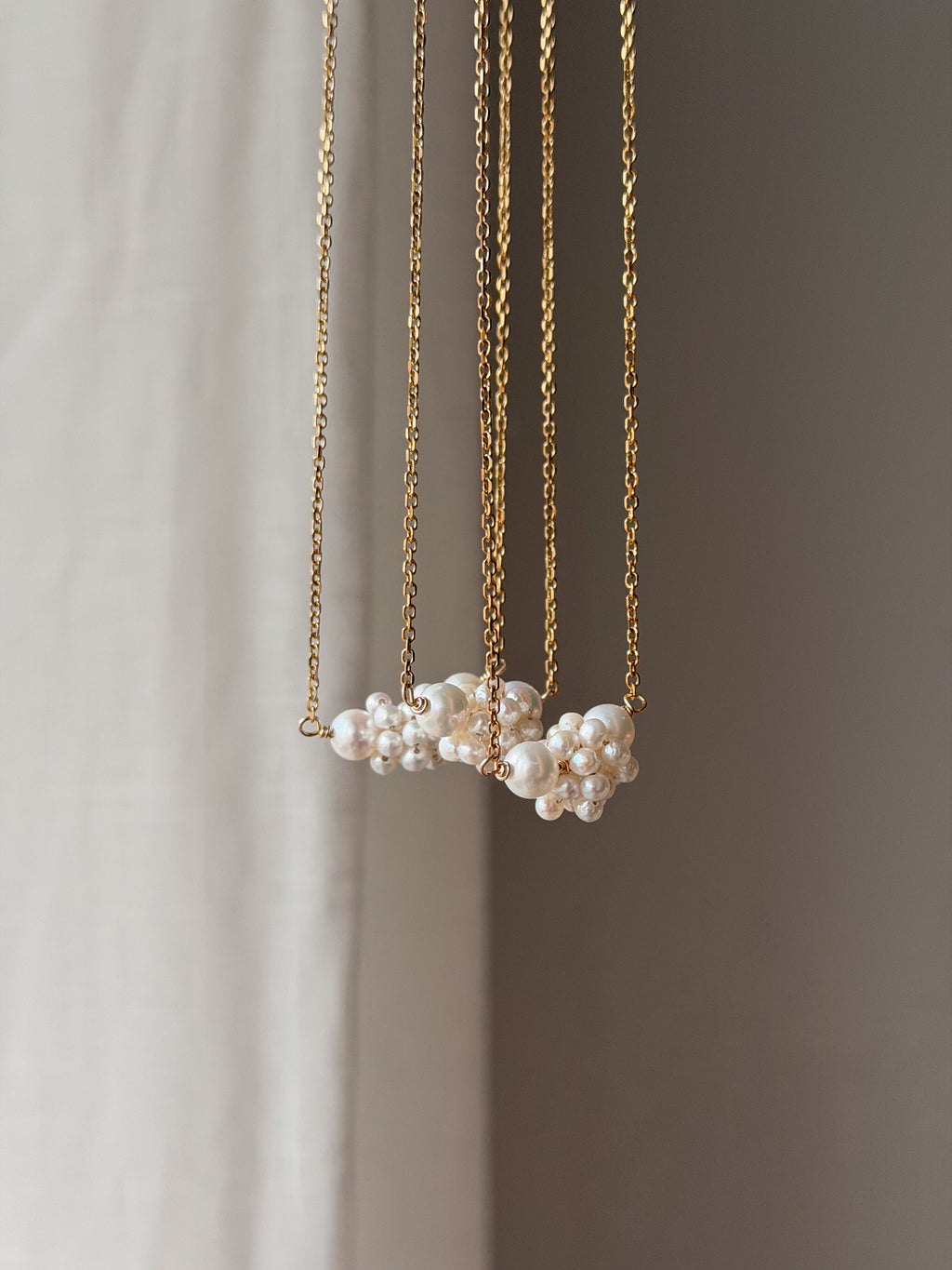 CROISSANT WITH PEARLS
