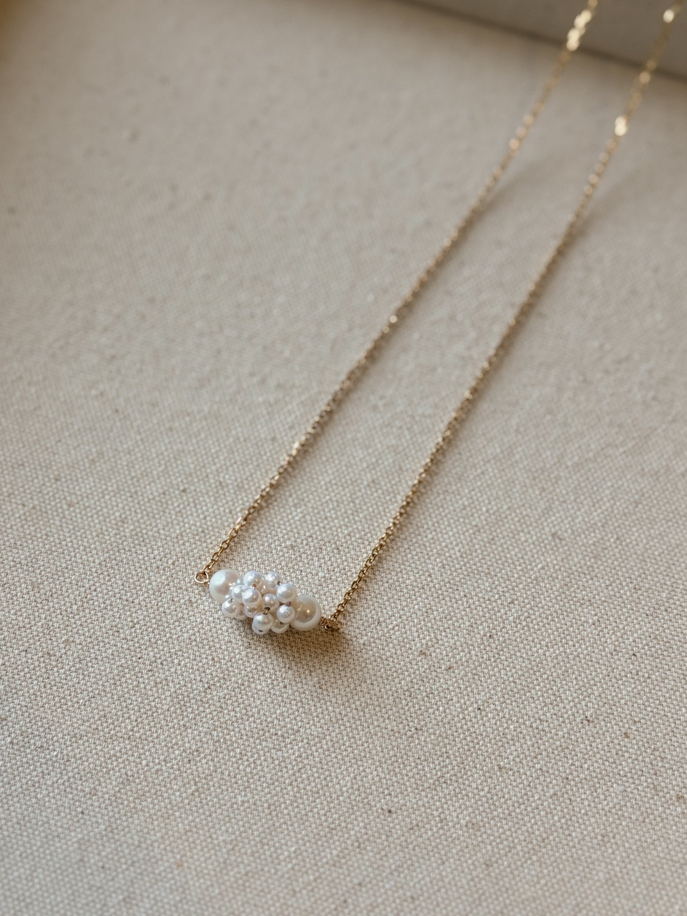 CROISSANT WITH PEARLS