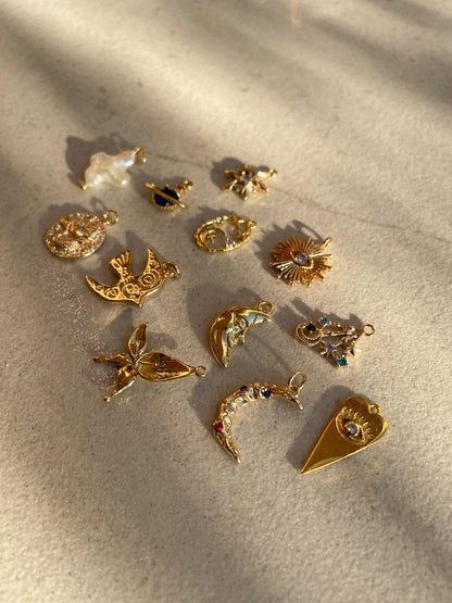 Pendants 01